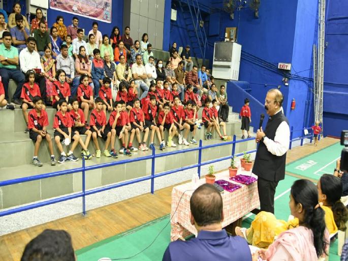 Badminton's Khelo India's training center in Mumbai division at Thane | बॅडमिंटनच्या खेलो इंडियाचे मुंबई विभागात एकमेव प्रशिक्षण केंद्र ठाण्यात Badminton's Khelo India's training center in Mumbai division at Thane | बॅडमिंटनच्या खेलो इंडियाचे मुंबई विभागात एकमेव प्रशिक्षण केंद्र ठाण्यात