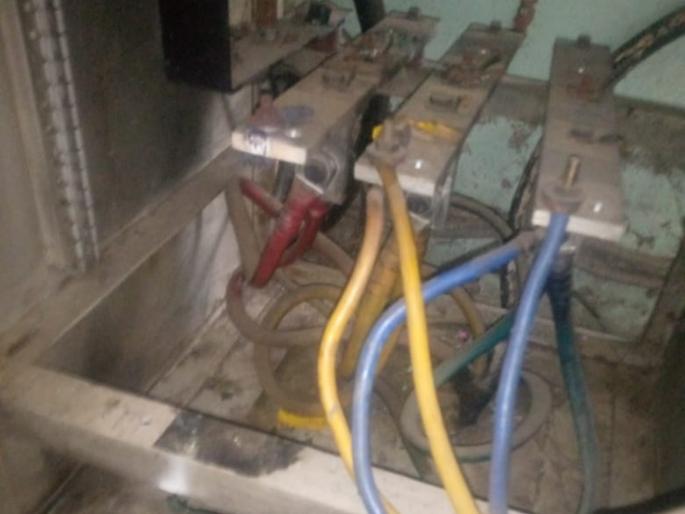 Delay in water supply due to technical failure; Citizens of Khamgaon town again besieged | तांत्रिक बिघाडामुळे पाणी पुरवठा लांबणीवर; खामगाव शहरातील नागरिक पुन्हा वेठीस Delay in water supply due to technical failure; Citizens of Khamgaon town again besieged | तांत्रिक बिघाडामुळे पाणी पुरवठा लांबणीवर; खामगाव शहरातील नागरिक पुन्हा वेठीस