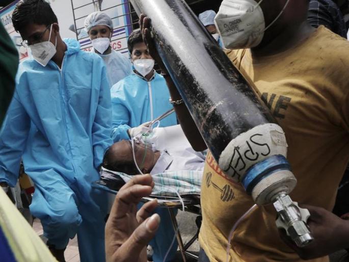 No patient dies due to lack of oxygen? State governments send their report to Center | ऑक्सिजनच्या कमतरतेमुळे एकाही रुग्णाचा मृत्यू नाही ? राज्यांनी केंद्राला पाठवले 'हे' उत्तर... No patient dies due to lack of oxygen? State governments send their report to Center | ऑक्सिजनच्या कमतरतेमुळे एकाही रुग्णाचा मृत्यू नाही ? राज्यांनी केंद्राला पाठवले 'हे' उत्तर...