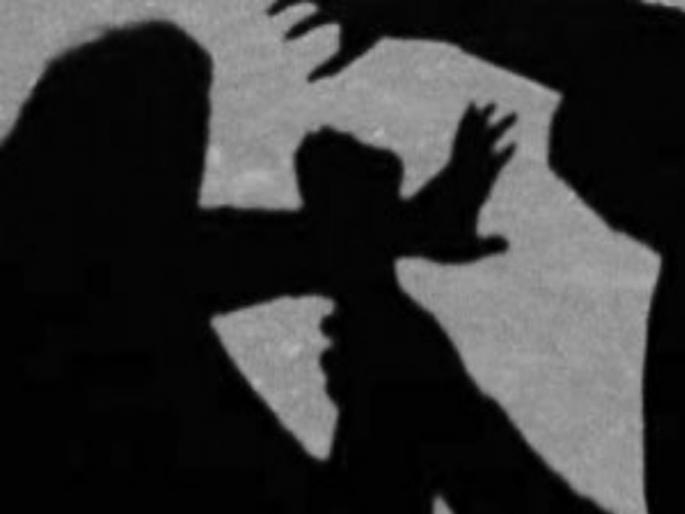 The husband did an unnatural act with his wife after watching a porn video | पतीनं पॉर्न व्हिडिओ पाहून पत्नीसोबत केलं अनैसर्गिक कृत्य The husband did an unnatural act with his wife after watching a porn video | पतीनं पॉर्न व्हिडिओ पाहून पत्नीसोबत केलं अनैसर्गिक कृत्य