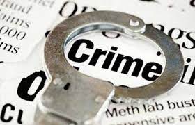 Fifteen people, including the director of the contractor company, were charged for not paying full wages to the cleaners | सफाई कामगारांना पूर्ण वेतन न दिल्याने ठेकेदार कंपनीच्या संचालकासह पंधरा जणांवर गुन्हा दाखल