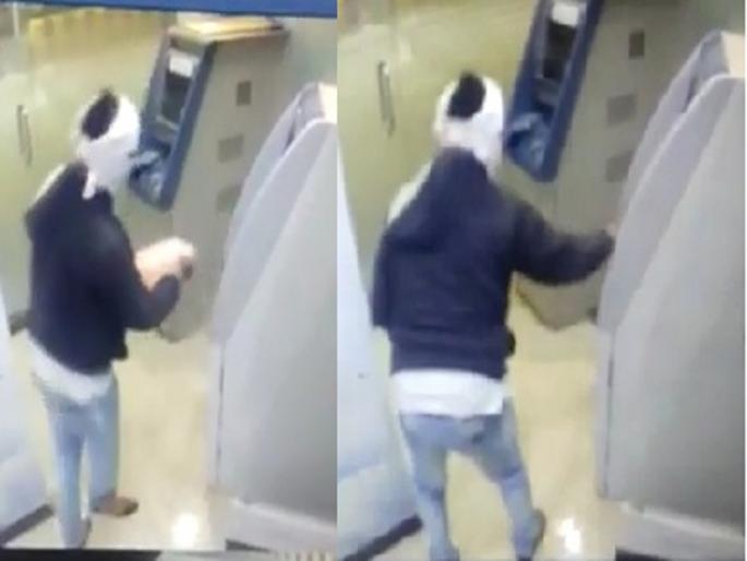 Parbhani ATM centers were not burnt but fired; There were 23 lakhs in two machines | Video : परभणीतील एटीएम केंद्र जळाले नसून जाळले; दोन मशीनमध्ये होते २३ लाख Parbhani ATM centers were not burnt but fired; There were 23 lakhs in two machines | Video : परभणीतील एटीएम केंद्र जळाले नसून जाळले; दोन मशीनमध्ये होते २३ लाख