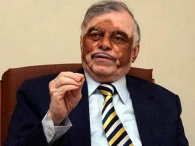 The Governor avoided the Brahmins! | राज्यपालांनी टाळले ब्रह्मसंकट! The Governor avoided the Brahmins! | राज्यपालांनी टाळले ब्रह्मसंकट!