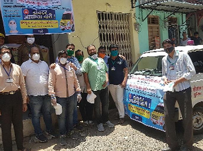 Doctor of the Jain Association at your doorstep | जैन संघटनेचा डॉक्टर आपल्या दारी उपक्रम Doctor of the Jain Association at your doorstep | जैन संघटनेचा डॉक्टर आपल्या दारी उपक्रम