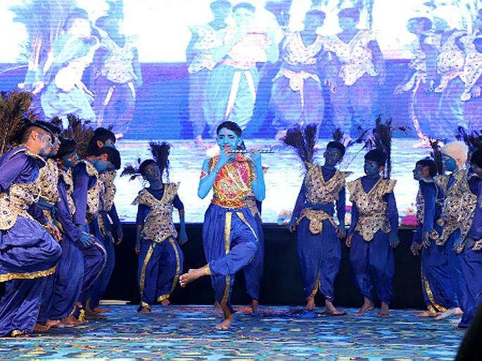 Dramatic attention paid to Sri Krishna | श्रीकृष्णांवरील नाटिकेने वेधले लक्ष Dramatic attention paid to Sri Krishna | श्रीकृष्णांवरील नाटिकेने वेधले लक्ष