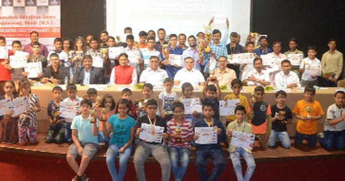 Ramanathan Balasubramanian won the general winner of the tournament | रामनाथन बालसुब्रमण्यम ठरला स्पर्धेचा सर्वसाधारण विजेता Ramanathan Balasubramanian won the general winner of the tournament | रामनाथन बालसुब्रमण्यम ठरला स्पर्धेचा सर्वसाधारण विजेता