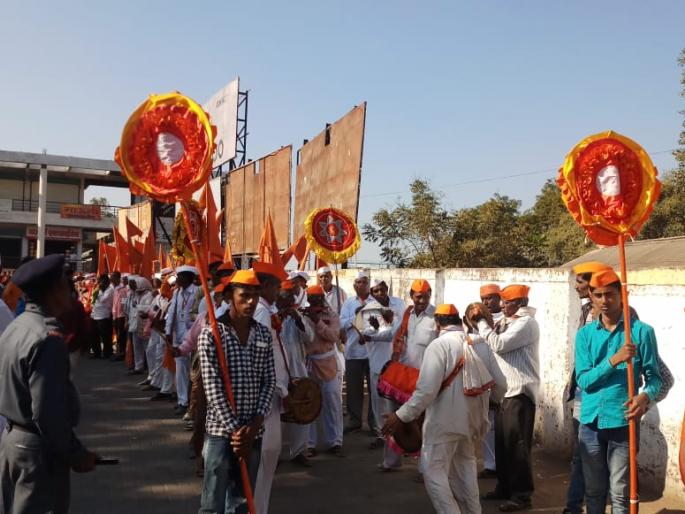 Devotees from aurangabad come to shegaon | श्रध्दाभूमी ते प्रकटभूमी भाविकांची पायदळ वारी