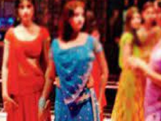 Police investigation revealed that 20 people who danced in front of barbals in a hotel in Pachagani were from Solapur, Baramati, Sangli and Karnataka | Satara: ..म्हणून कंपनीने खतविक्रेत्यांना दिली साग्रसंगीत पार्टी; बारबालांसमोर नाचणारे सोलापूर, बारामती, सांगलीसह कर्नाटकातील  Police investigation revealed that 20 people who danced in front of barbals in a hotel in Pachagani were from Solapur, Baramati, Sangli and Karnataka | Satara: ..म्हणून कंपनीने खतविक्रेत्यांना दिली साग्रसंगीत पार्टी; बारबालांसमोर नाचणारे सोलापूर, बारामती, सांगलीसह कर्नाटकातील