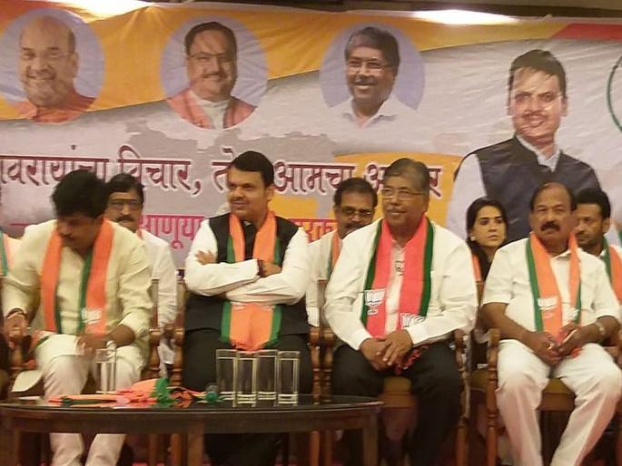 vanchit bahujan leader gopichand padalkar congress mla kashiram pawara joins bjp | Vidhan Sabha 2019: भाजपमध्ये मेगाभरती सुरुच! पडळकर, पावरांनी हाती घेतलं कमळ vanchit bahujan leader gopichand padalkar congress mla kashiram pawara joins bjp | Vidhan Sabha 2019: भाजपमध्ये मेगाभरती सुरुच! पडळकर, पावरांनी हाती घेतलं कमळ