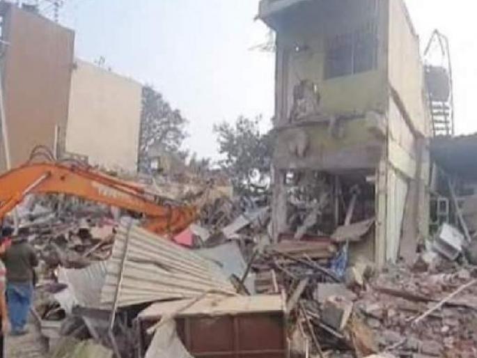 Tehsildars slapped BJP MLA Gopichand Padalkar's brother Brahmanand Padalkar regarding the disputed site in Miraj | मिरजेतील भूखंड प्रकरणात पडळकरांना दणका, कब्जेधारकांना पुन्हा बांधकाम करता येणार Tehsildars slapped BJP MLA Gopichand Padalkar's brother Brahmanand Padalkar regarding the disputed site in Miraj | मिरजेतील भूखंड प्रकरणात पडळकरांना दणका, कब्जेधारकांना पुन्हा बांधकाम करता येणार