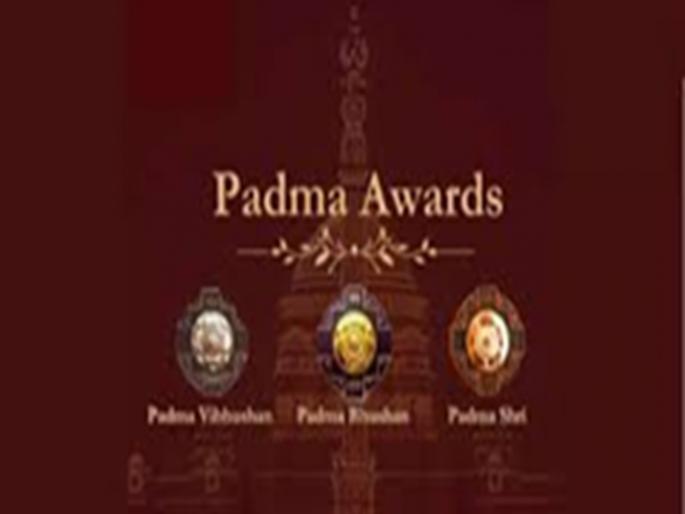 Three awarded Padma Bhushan11 awarded Padma Shri | महाराष्ट्रातील १४ मान्यवरांना पद्म सन्मान; तिघांना पद्मभूषण, ११ जणांना पद्मश्री Three awarded Padma Bhushan11 awarded Padma Shri | महाराष्ट्रातील १४ मान्यवरांना पद्म सन्मान; तिघांना पद्मभूषण, ११ जणांना पद्मश्री