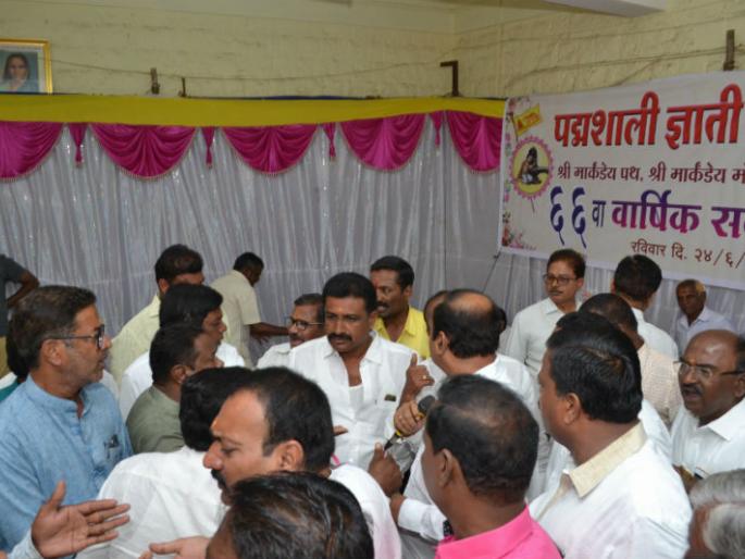 Padmashali institution in Solapur; Different heads appointed by two groups | सोलापूरातील पद्मशाली संस्था निवडणुक ; दोन गटांनी नेमले वेगवेगळे अध्यक्ष