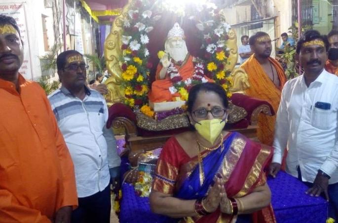 Closing of Nirgun Paduka Festival at Khamgaon | खामगाव येथे निर्गुण पादुका महोत्सवाची सांगता