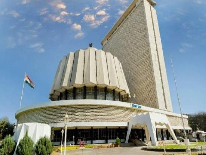 Due to the changed political situation in Maharashtra, the electoral picture of the Konkan Graduate Constituency of Vidhan Parishad is also unclear | राजकीय पक्षांनी बदलले आपले मित्र, पदवीधर मतदारसंघाचे धूसर चित्र; महायुतीसह आघाडीचीही कसोटी Due to the changed political situation in Maharashtra, the electoral picture of the Konkan Graduate Constituency of Vidhan Parishad is also unclear | राजकीय पक्षांनी बदलले आपले मित्र, पदवीधर मतदारसंघाचे धूसर चित्र; महायुतीसह आघाडीचीही कसोटी