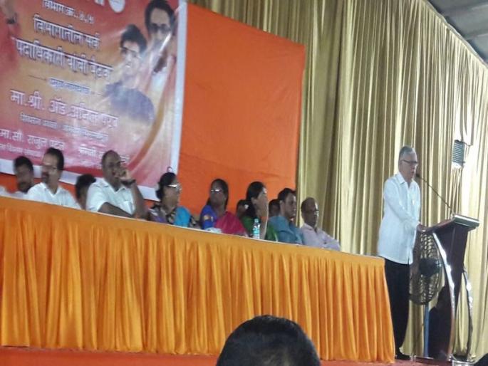 Mayor jumps in Mumbai teacher, graduate election campaign | मुंबई शिक्षक,पदवीधर निवडणुकीच्या प्रचारात महापौरांची उडी Mayor jumps in Mumbai teacher, graduate election campaign | मुंबई शिक्षक,पदवीधर निवडणुकीच्या प्रचारात महापौरांची उडी