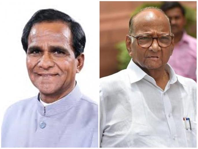 BJP rallies in the field and in the NCP's House of Assembly due to fall: Danve | भाजपचे मेळावे मैदानात तर पडझडीमुळे राष्ट्रवादीच्या सभा सभागृहात : दानवे BJP rallies in the field and in the NCP's House of Assembly due to fall: Danve | भाजपचे मेळावे मैदानात तर पडझडीमुळे राष्ट्रवादीच्या सभा सभागृहात : दानवे