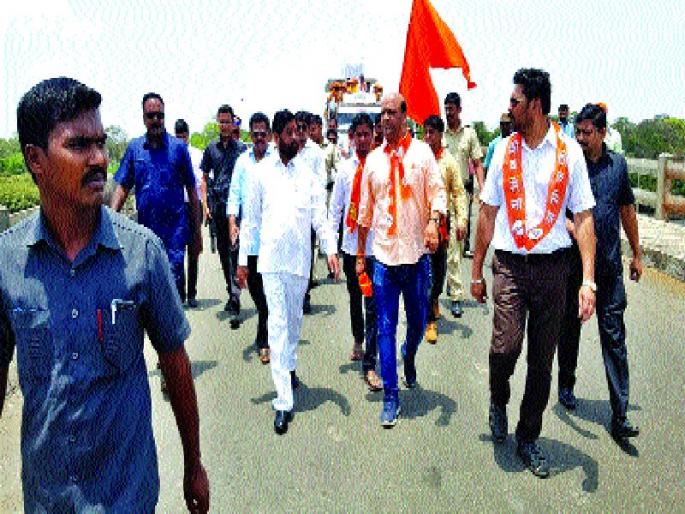 Army, BJP's Rathi-Maharityi field | सेना,भाजपाचे रथी-महारथी मैदानात Army, BJP's Rathi-Maharityi field | सेना,भाजपाचे रथी-महारथी मैदानात