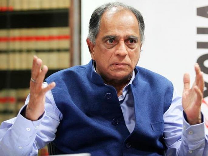 Piyaz Nihalani dropped from the censor board presidency | पहलाज निहलानी यांना सेन्सॉर बोर्डाच्या अध्यक्षपदावरुन डच्चू Piyaz Nihalani dropped from the censor board presidency | पहलाज निहलानी यांना सेन्सॉर बोर्डाच्या अध्यक्षपदावरुन डच्चू