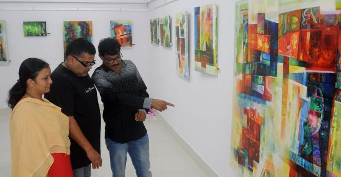 Magnetism of the style of the characters learned by the audience | प्रेक्षकांनी जाणले अक्षरांच्या शैलीचे चुंबकत्व Magnetism of the style of the characters learned by the audience | प्रेक्षकांनी जाणले अक्षरांच्या शैलीचे चुंबकत्व