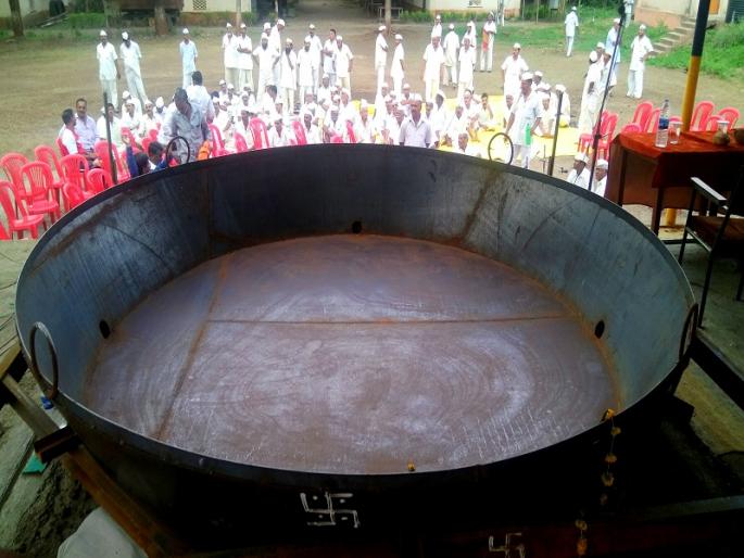 prisoners make Natural jaggery in Paithan Prison | पैठण कारागृहात कैदी करणार नैसर्गिक गुळनिर्मिती prisoners make Natural jaggery in Paithan Prison | पैठण कारागृहात कैदी करणार नैसर्गिक गुळनिर्मिती