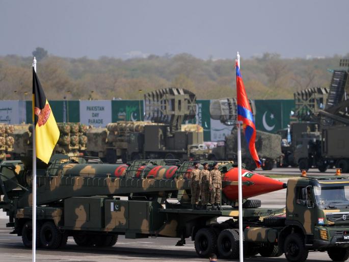 We will be ready to answer India's short-range nuclear weapons - Pakistan Prime Minister | भारताचा उत्तर देण्यासाठी आमच्याकडे छोटया पल्ल्याची अणवस्त्रे सज्ज - पाकिस्तान पंतप्रधान We will be ready to answer India's short-range nuclear weapons - Pakistan Prime Minister | भारताचा उत्तर देण्यासाठी आमच्याकडे छोटया पल्ल्याची अणवस्त्रे सज्ज - पाकिस्तान पंतप्रधान