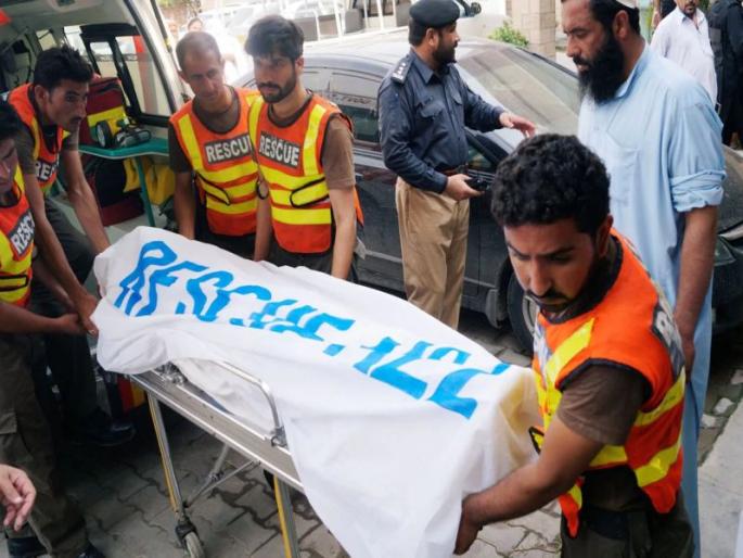 Violence in the face of elections in Pakistan | पाकिस्तानमध्ये निवडणुकीच्या तोंडावर हिंसाचार Violence in the face of elections in Pakistan | पाकिस्तानमध्ये निवडणुकीच्या तोंडावर हिंसाचार