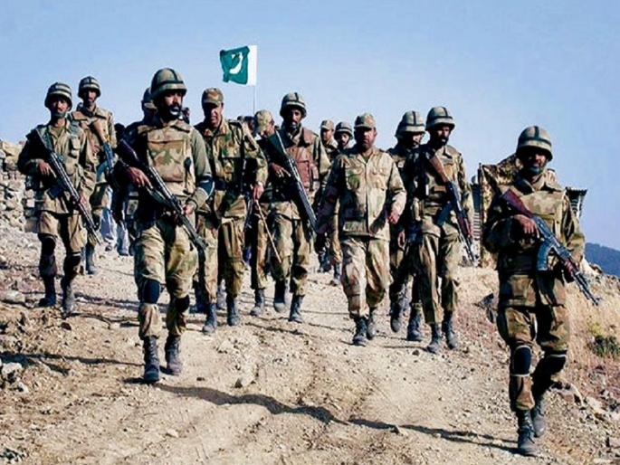 Pakistanis firing 730 times in ten months | दहा महिन्यांत ७३० वेळा पाककडून गोळीबार Pakistanis firing 730 times in ten months | दहा महिन्यांत ७३० वेळा पाककडून गोळीबार