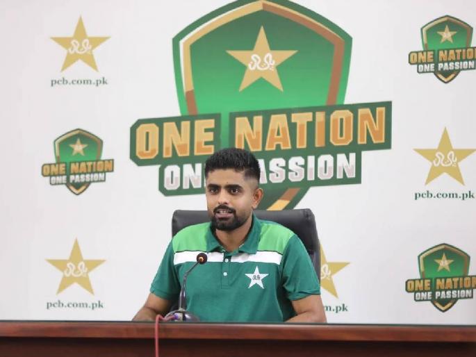  Pakistan captain Babar Azam has expressed his belief that India will play good cricket and bring the World Cup to Pakistan  | "भारतात चांगलं क्रिकेट खेळू अन् वर्ल्ड कप पाकिस्तानात घेऊन येऊ", बाबरनं व्यक्त केला विश्वास