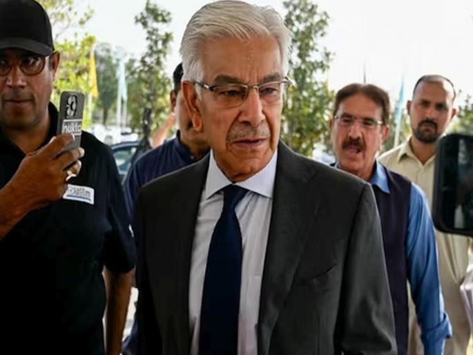 If there is a war with India, we will win; Pakistan Defense Minister Khawaja Asif's statement | भारताशी युद्ध झाल्यास आम्हीच बाजी मारणार; पाकचे संरक्षणमंत्री ख्वाजा आसिफ यांची दर्पोक्ती