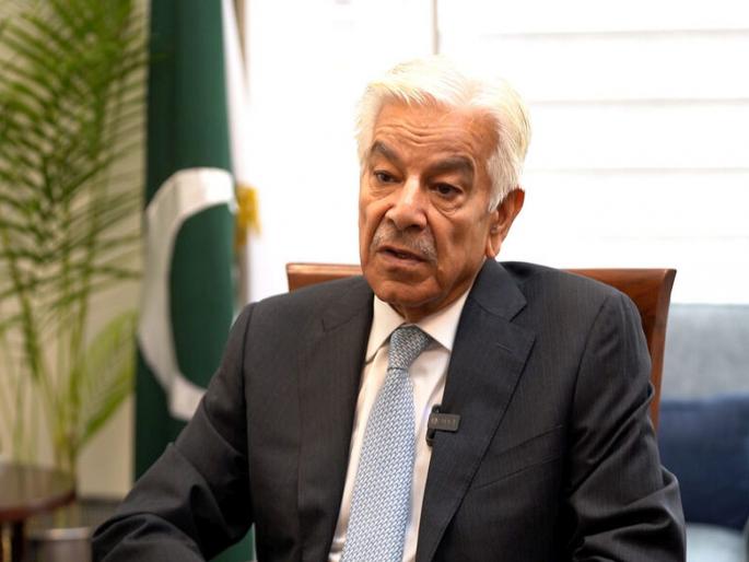 Pakistan vs Israel : A warning from Israel and Pakistan's Defense Minister Khawaja Asif got scared! Cancer post deleted | इस्रायलचा एक इशारा अन् पाकिस्तानचे संरक्षण मंत्री घाबरले! कॅन्सरची पोस्ट डिलीट केली Pakistan vs Israel : A warning from Israel and Pakistan's Defense Minister Khawaja Asif got scared! Cancer post deleted | इस्रायलचा एक इशारा अन् पाकिस्तानचे संरक्षण मंत्री घाबरले! कॅन्सरची पोस्ट डिलीट केली