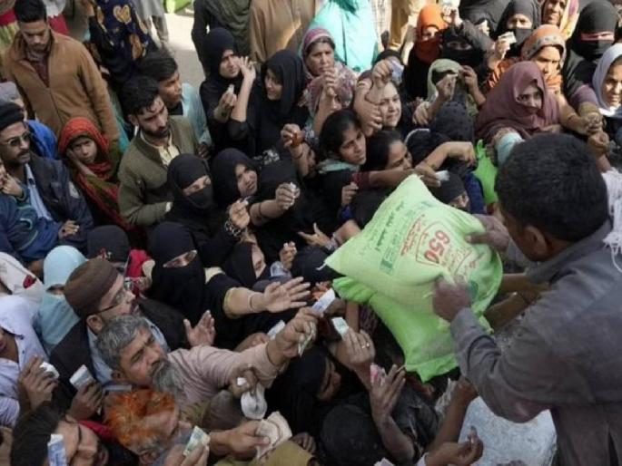 pakistan imf pakistan deal on bailout package fails foreign reserves below 3 million | पाकिस्तानच्या अडचणी वाढल्या! IMF-पाकिस्तान करार अयशस्वी, गरिबी आणखी वाढणार pakistan imf pakistan deal on bailout package fails foreign reserves below 3 million | पाकिस्तानच्या अडचणी वाढल्या! IMF-पाकिस्तान करार अयशस्वी, गरिबी आणखी वाढणार