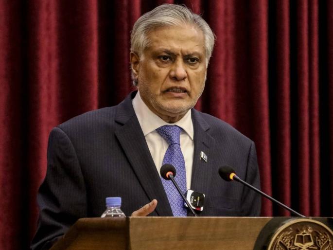 Pakistan's tension has increased due to the violation of the Indus Water Treaty! Preparing to give a strong response to India | सिंधू पाणी करार थांबवल्याने पाकिस्तानच्या तोंडचं पाणी पळालं; उपपंतप्रधान तावातावाने म्हणाले... Pakistan's tension has increased due to the violation of the Indus Water Treaty! Preparing to give a strong response to India | सिंधू पाणी करार थांबवल्याने पाकिस्तानच्या तोंडचं पाणी पळालं; उपपंतप्रधान तावातावाने म्हणाले...