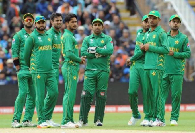 ICC World Cup 2019: New coach to get Pakistan after World Cup, but who will be ... | ICC World Cup 2019 : वर्ल्डकपनंतर पाकिस्तानला मिळणार नवा कोच, पण कोण असेल तो...