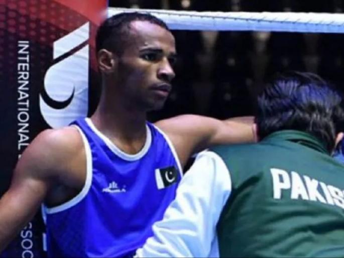 Shameful act of Pakistani player, money stolen from female player's purse, then... | पाकिस्तानी खेळाडूचं लाजिरवाणं कृत्य, महिला खेळाडूच्या पर्समधून चोरले पैसे, त्यानंतर... Shameful act of Pakistani player, money stolen from female player's purse, then... | पाकिस्तानी खेळाडूचं लाजिरवाणं कृत्य, महिला खेळाडूच्या पर्समधून चोरले पैसे, त्यानंतर...