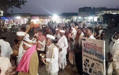 Sarangswamis 'Bhaji Prasad' today | सारंगस्वामींचा ‘भाजी प्रसाद’ आज Sarangswamis 'Bhaji Prasad' today | सारंगस्वामींचा ‘भाजी प्रसाद’ आज