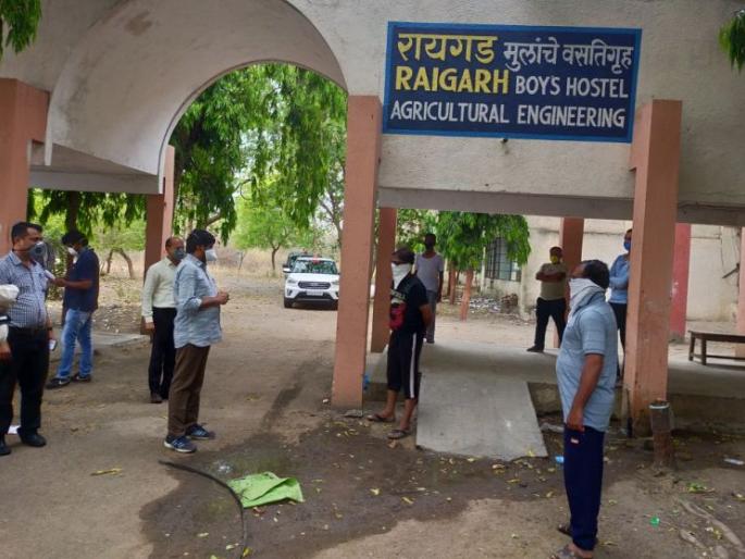 CoronaVirus: Corporation suffocates while trying to understand suspicious patients | CoronaVirus : संदिग्ध रुग्णांची समजूत काढताना मनपाची दमछाक CoronaVirus: Corporation suffocates while trying to understand suspicious patients | CoronaVirus : संदिग्ध रुग्णांची समजूत काढताना मनपाची दमछाक