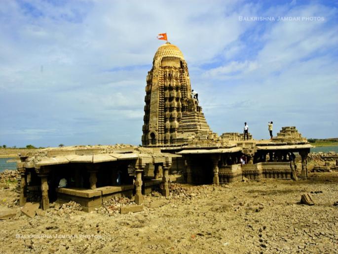 The Gram Panchayat took steps to stop the criminals | हुल्लडबाजांना रोखण्यासाठी ग्रामपंचायतीने पावले उचलली The Gram Panchayat took steps to stop the criminals | हुल्लडबाजांना रोखण्यासाठी ग्रामपंचायतीने पावले उचलली