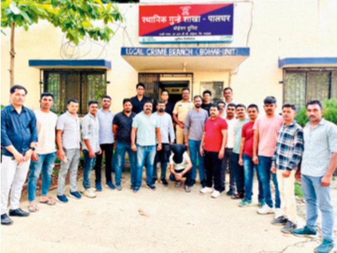 Shinde Sena office bearer murdered; absconding brother arrested | शिंदेसेनेच्या पदाधिकाऱ्याची हत्या; फरार भावाला बेड्या, पालघर पोलिसांची कारवाई