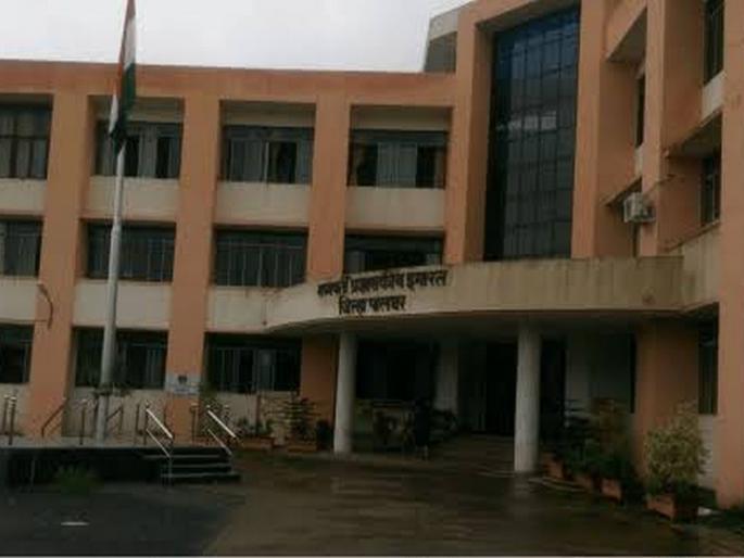 Zilla Parishad Residents push for reservation | जिल्हा परिषद आरक्षणात प्रस्थापितांना धक्का; राजकीय भवितव्य संकटात? Zilla Parishad Residents push for reservation | जिल्हा परिषद आरक्षणात प्रस्थापितांना धक्का; राजकीय भवितव्य संकटात?