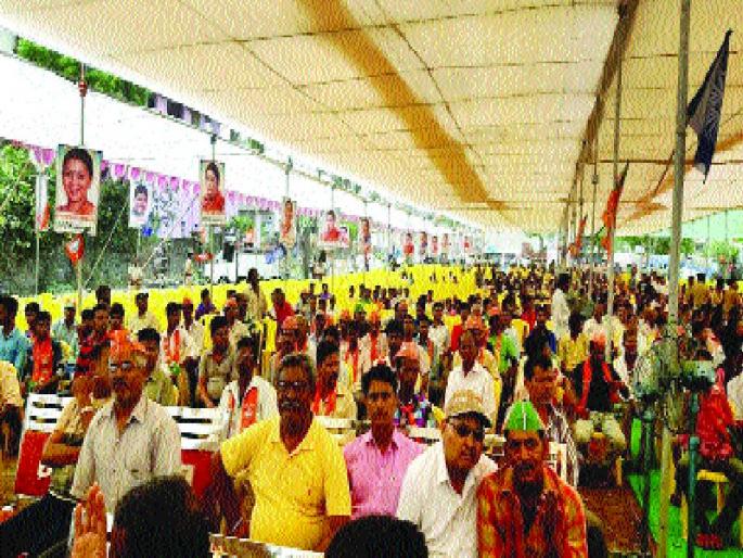 Keeping the issue of development, we can send the winning vote to the Center | विकासाचा मुद्दा ठेवत निवडणूक जिंकून गावितांना केंद्रात पाठवू Keeping the issue of development, we can send the winning vote to the Center | विकासाचा मुद्दा ठेवत निवडणूक जिंकून गावितांना केंद्रात पाठवू