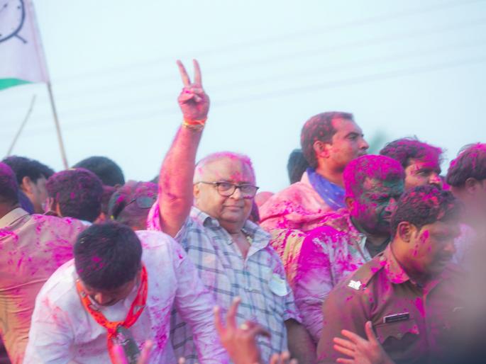 Construction of 50,000 fixed voters has come to fruition; Prakash Solanke won the fifth MLA | ५० हजार पक्क्या मतदारांची बांधणी आली कामी; प्रकाश सोळंकेंनी जिंकली पाचवी आमदारकी Construction of 50,000 fixed voters has come to fruition; Prakash Solanke won the fifth MLA | ५० हजार पक्क्या मतदारांची बांधणी आली कामी; प्रकाश सोळंकेंनी जिंकली पाचवी आमदारकी