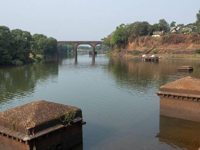 Pollution in Panchgange in Kolhapur is low, included in the moderately polluted list; 54 rivers in the state are polluted | कोल्हापुरातील पंचगंगेचे प्रदूषण कमी, साधारण प्रदूषित यादीत समावेश; राज्यातील ५४ नद्या दूषित Pollution in Panchgange in Kolhapur is low, included in the moderately polluted list; 54 rivers in the state are polluted | कोल्हापुरातील पंचगंगेचे प्रदूषण कमी, साधारण प्रदूषित यादीत समावेश; राज्यातील ५४ नद्या दूषित