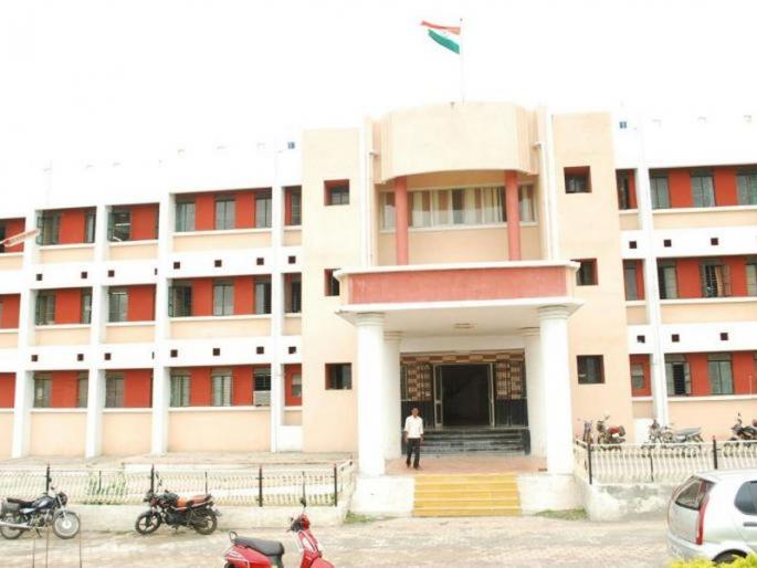 Post of female president 4; Claimant 24 Female | महिला सभापती पद ४; दावेदार २४ महिला Post of female president 4; Claimant 24 Female | महिला सभापती पद ४; दावेदार २४ महिला