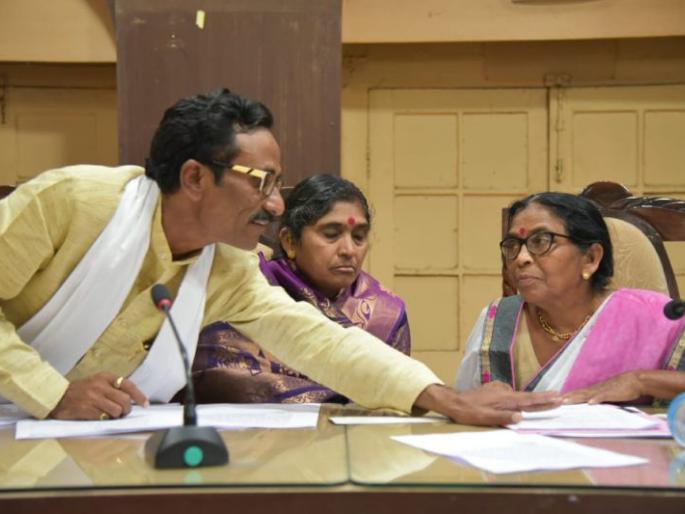 Akola ZP : Vice-President get Health-Finance; Education and construction goes to Pandey Guruji | जि.प. उपाध्यक्षांना आरोग्य-अर्थ; पांडे गुरुजींकडे शिक्षण-बांधकाम Akola ZP : Vice-President get Health-Finance; Education and construction goes to Pandey Guruji | जि.प. उपाध्यक्षांना आरोग्य-अर्थ; पांडे गुरुजींकडे शिक्षण-बांधकाम