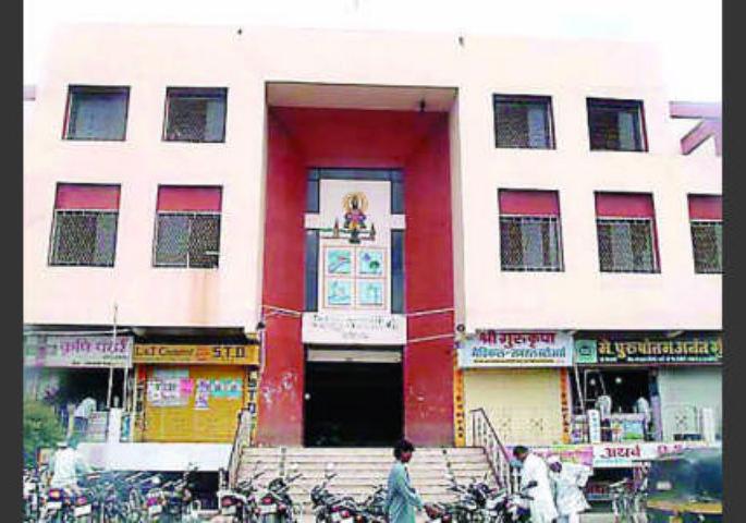 Annual budget for Pandharpur municipal corporation, solid waste project, graveyard improvement, provisions for purchase of vehicles | करवाढ नसलेला पंढरपूर नगरपालिकेचा अर्थसंकल्प, घनकचरा प्रकल्प, स्मशानभूमी सुधारणा, वाहन खरेदीसाठी तरतुदी Annual budget for Pandharpur municipal corporation, solid waste project, graveyard improvement, provisions for purchase of vehicles | करवाढ नसलेला पंढरपूर नगरपालिकेचा अर्थसंकल्प, घनकचरा प्रकल्प, स्मशानभूमी सुधारणा, वाहन खरेदीसाठी तरतुदी