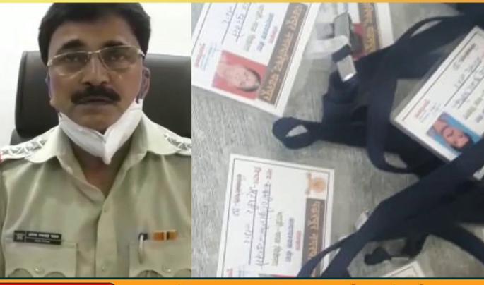 Bogus pass fund in ‘curfew’; Two in custody in Pandharpur | ‘संचारबंदी’त बोगस पासचा फंडा; बनावट पास जप्त, पंढरीत दोघे ताब्यात Bogus pass fund in ‘curfew’; Two in custody in Pandharpur | ‘संचारबंदी’त बोगस पासचा फंडा; बनावट पास जप्त, पंढरीत दोघे ताब्यात