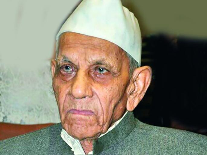 Pandurang Kawde, former city president of Akola Municipal Council, passed away | अकोला नगर परिषदेचे माजी नगराध्यक्ष पांडुरंग कवडे यांचे निधन Pandurang Kawde, former city president of Akola Municipal Council, passed away | अकोला नगर परिषदेचे माजी नगराध्यक्ष पांडुरंग कवडे यांचे निधन