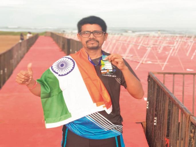 2-year-old 'Ironman' of Jamkhed in sports field | क्रीडा क्षेत्रातील जामखेडचा ४८ वर्षीय ‘आयर्नमॅन’