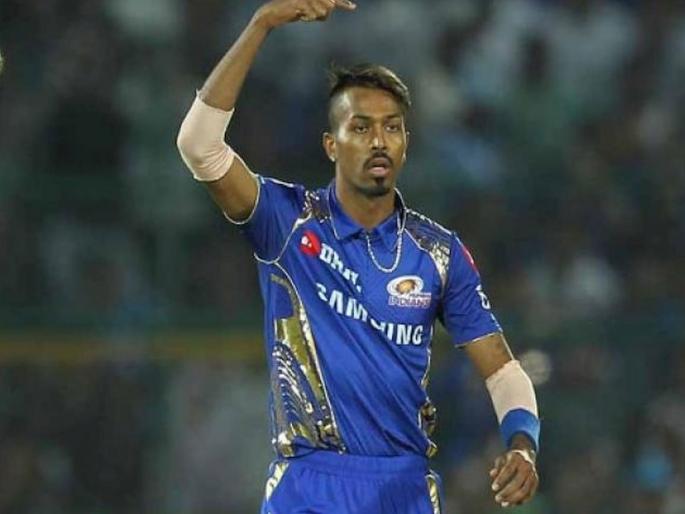 IPL 2020 Hardik Pandya slams Jasprit Bumrah for not diving to stop the ball | IPL 2020: ...अन् मैदानातच बुमराहवर भडकला पांड्या; बघा नेमका काय प्रकार घडला