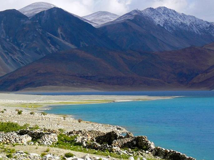 India China FaceOff: China again played a cunning trick, advised India to withdraw from Pangong Tso | India China FaceOff: चीन पुन्हा कुटील चाल खेळला, भारतालाच पँगाँग त्सोमधून माघारीचा सल्ला दिला India China FaceOff: China again played a cunning trick, advised India to withdraw from Pangong Tso | India China FaceOff: चीन पुन्हा कुटील चाल खेळला, भारतालाच पँगाँग त्सोमधून माघारीचा सल्ला दिला